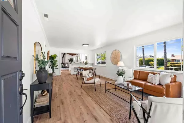 Fremont, CA 94538,40515 Sundale Dr