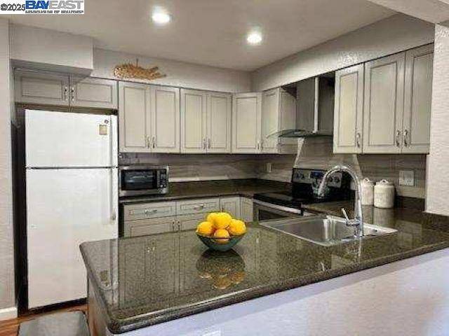 Fremont, CA 94538-3018,39224 Guardino Dr #117