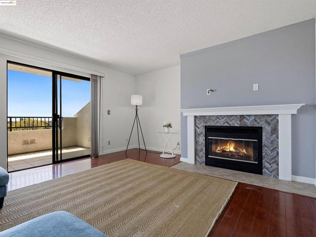 22012 Sevilla Rd #102, Hayward, CA 94541