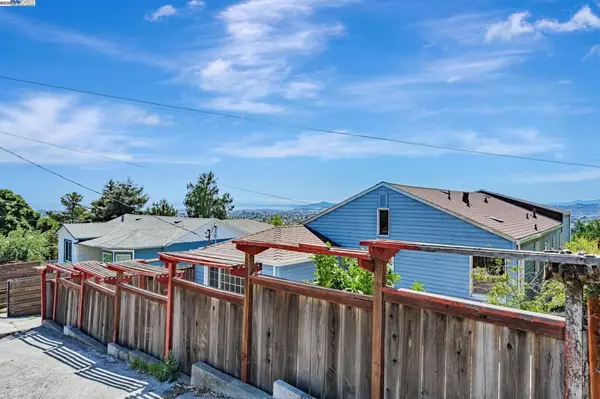 San Pablo, CA 94806,1517 Beau Rivage