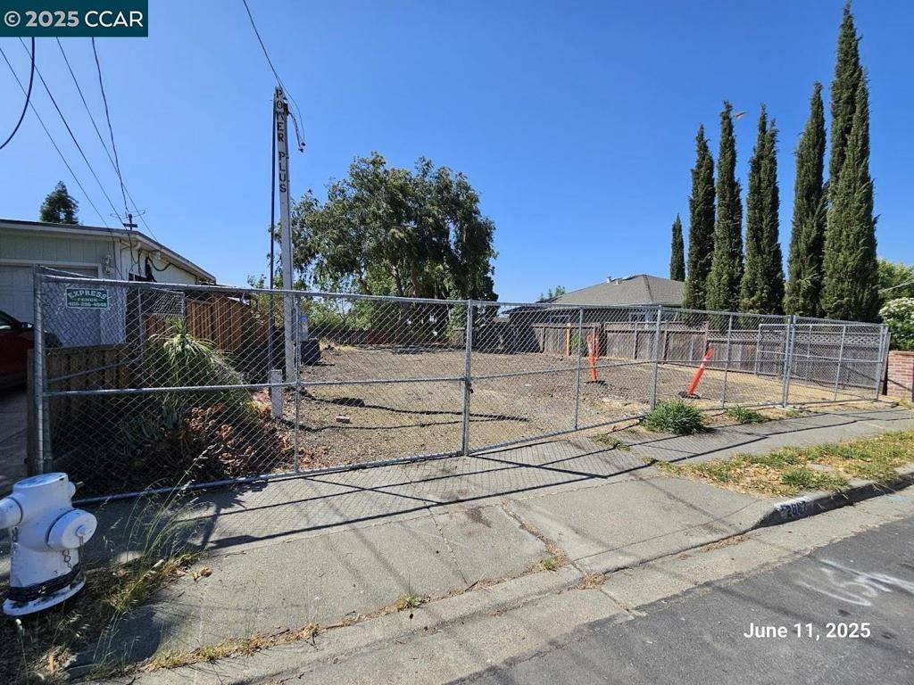 Concord, CA 94520,2867 Gillet Ave