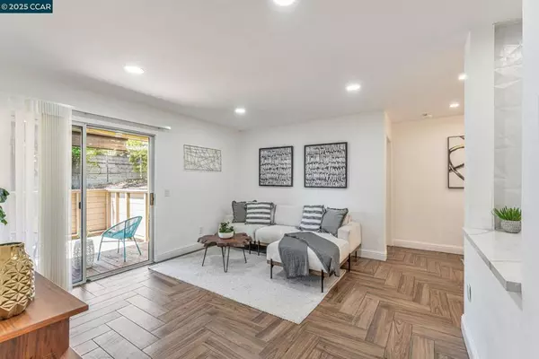 Hayward, CA 94544,665 Dartmore Ln #155