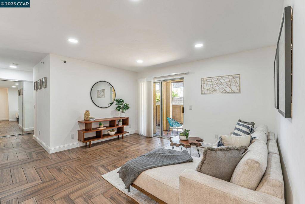 Hayward, CA 94544,665 Dartmore Ln #155
