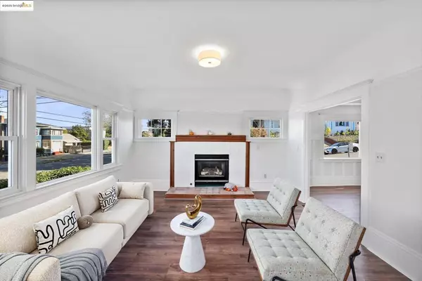 Oakland, CA 94606,1641 E 20th Street