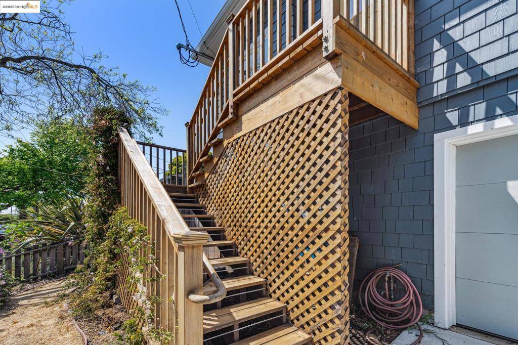Berkeley, CA 94702,1341 Parker St #1341