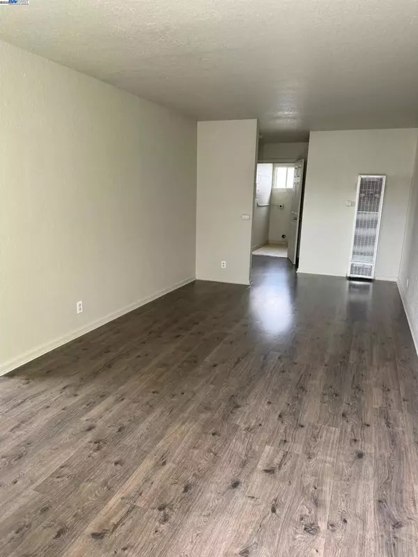 Hayward, CA 94544,717 Shepherd Ave