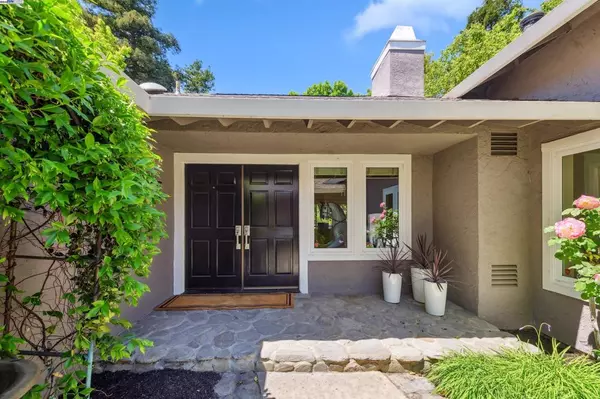 Pleasanton, CA 94566,5975 Via Del Cielo