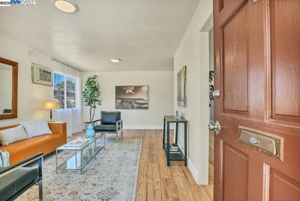 Bay Point, CA 94565-1326,28 Oceanview Dr