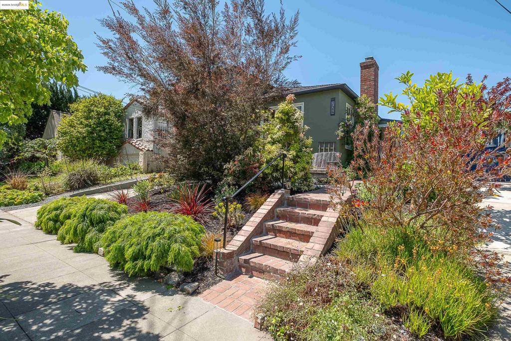 Albany, CA 94706,724 Santa Fe Ave