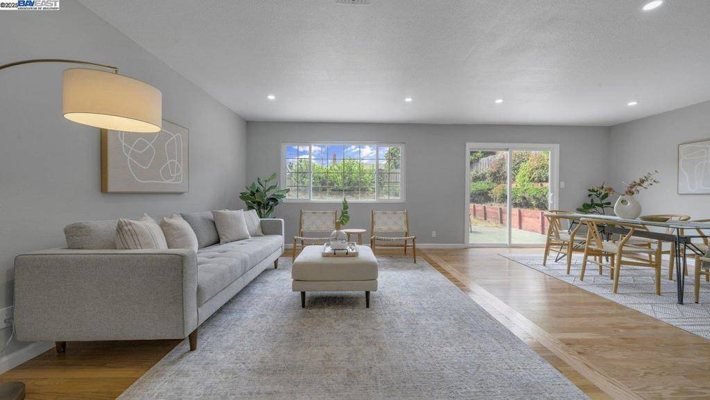San Pablo, CA 94806,2448 Mahan Way