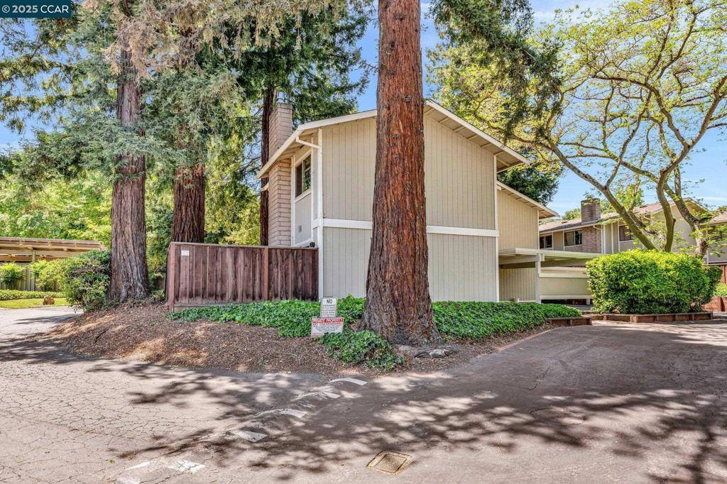 Danville, CA 94526,1081 San Ramon Valley Blvd