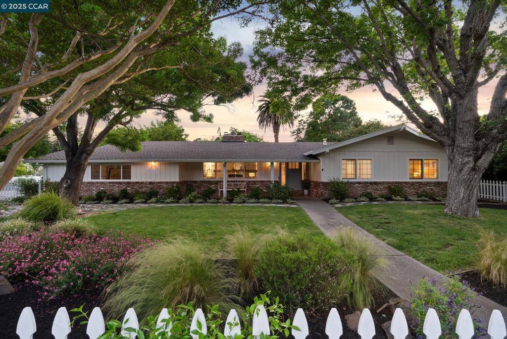 Lafayette, CA 94549,559 Silverado Dr