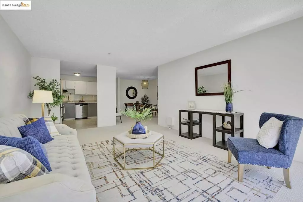 Albany, CA 94706,555 Pierce St #842