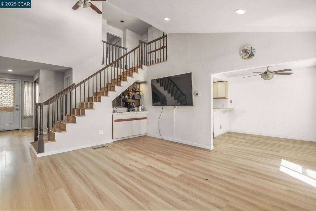 Dublin, CA 94568,7896 Gate Way