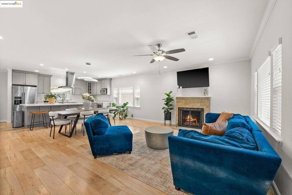 Oakland, CA 94619,2834 Birdsall Ave