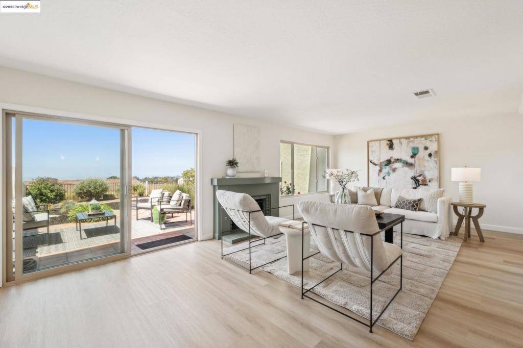 Oakland, CA 94605,145 Thousand Oaks St