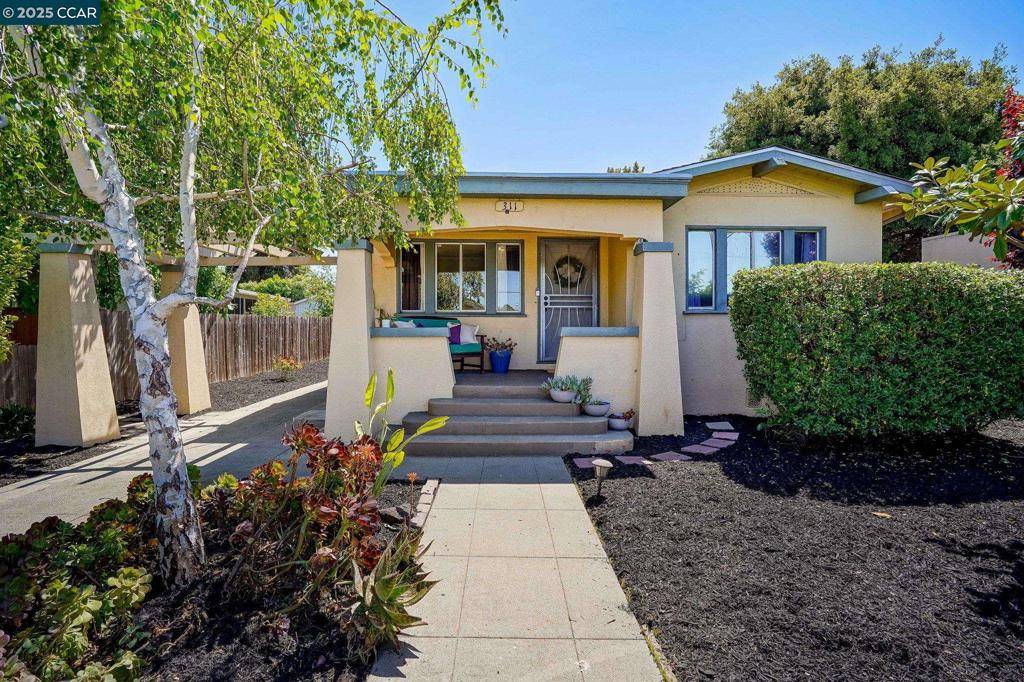 311 Railroad Ave,  Rodeo,  CA 94572