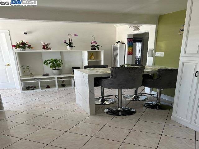 San Leandro, CA 94578,1511 Green CT