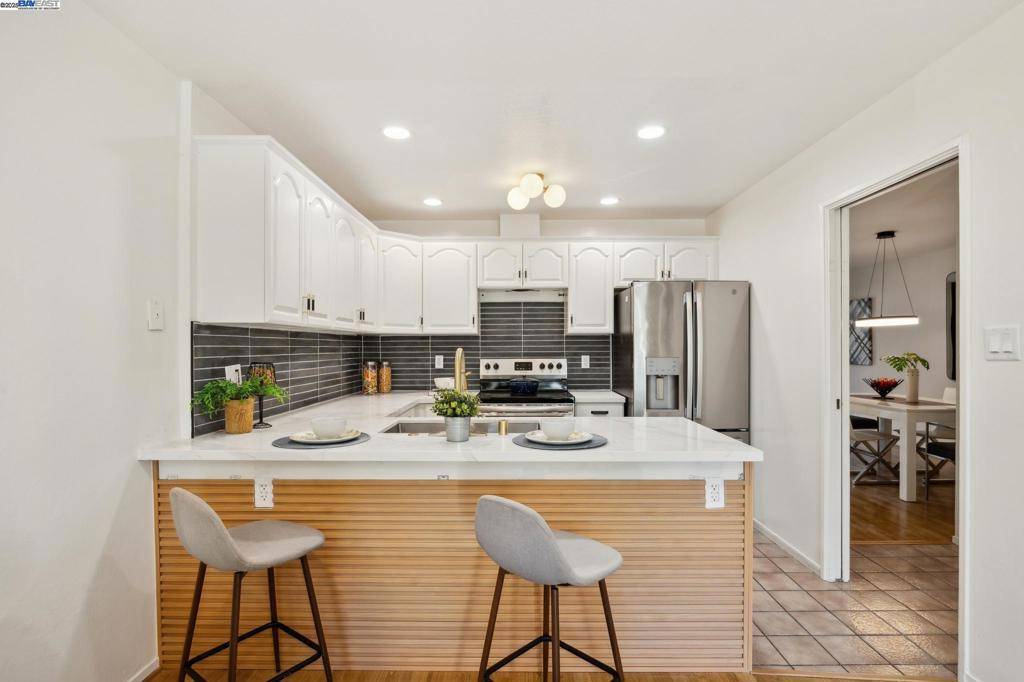 Alameda, CA 94502,3362 Tonga Ln