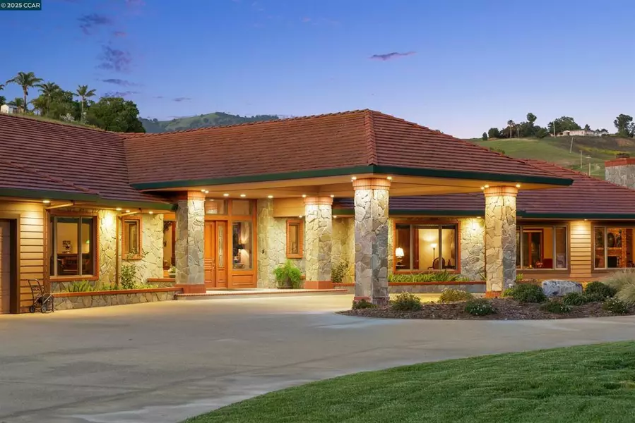 5885 Bruce Drive, Pleasanton, CA 94588