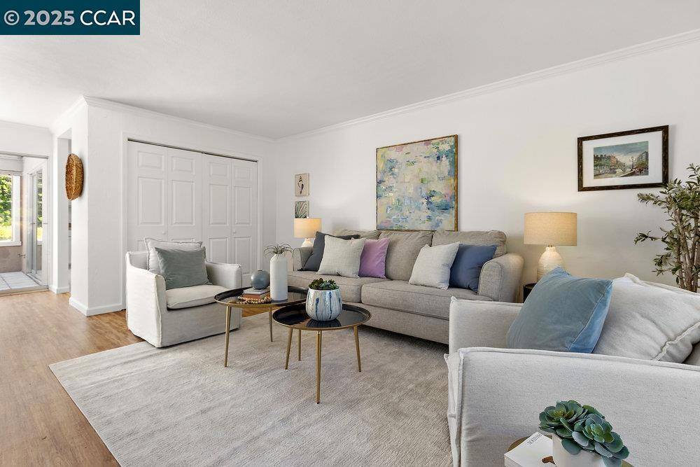 Walnut Creek, CA 94595,2144 Tice Creek Dr #4