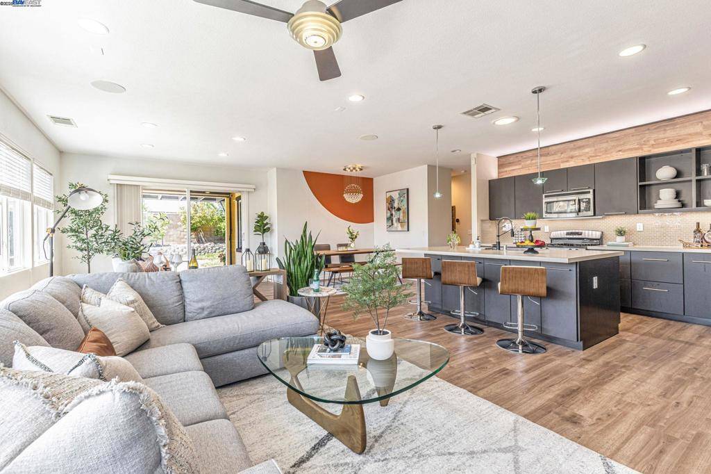 Oakley, CA 94561,257 Harborage Ct