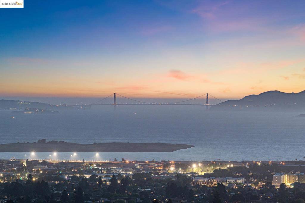 Berkeley, CA 94707,898 Spruce Street