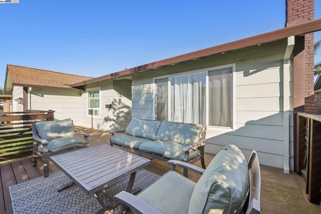 Petaluma, CA 94954-4574,1644 Sarkesian