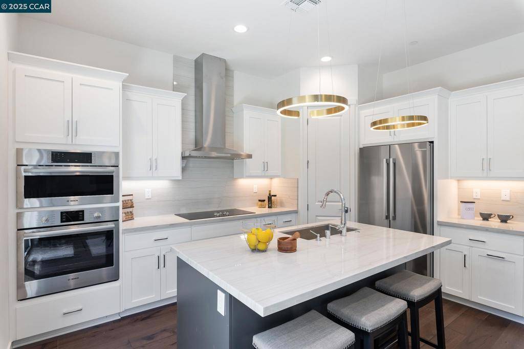 53 Riverbend Lane, Petaluma, CA 94952