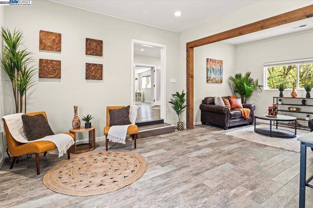 Hayward, CA 94542,25774 Clover Rd