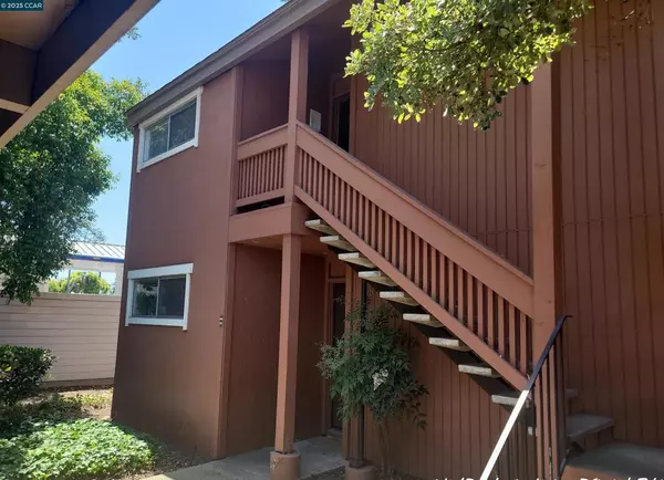 810 Oak Grove Rd #106, Concord, CA 94518