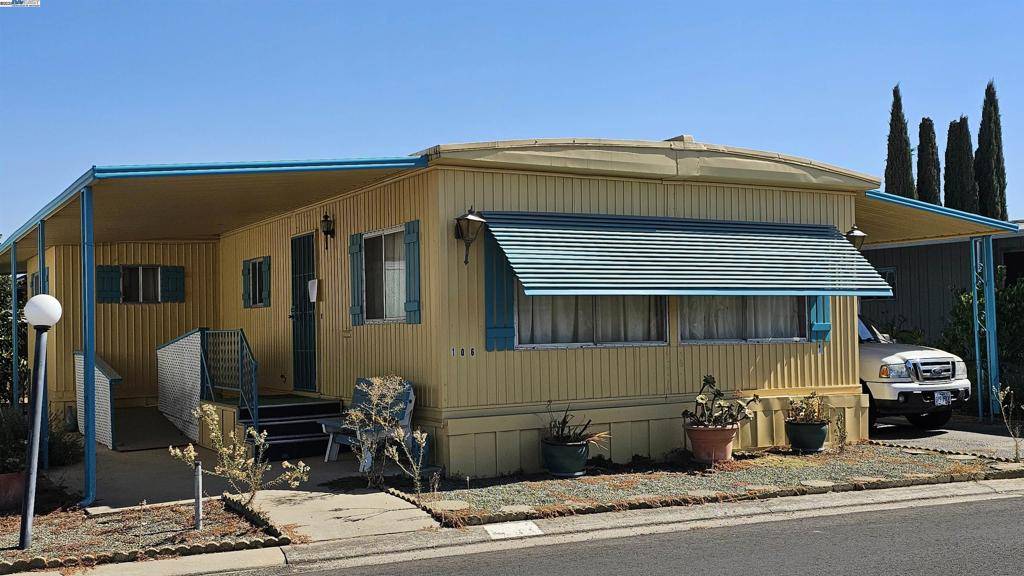 2505 jackson, Escalon, CA 95320