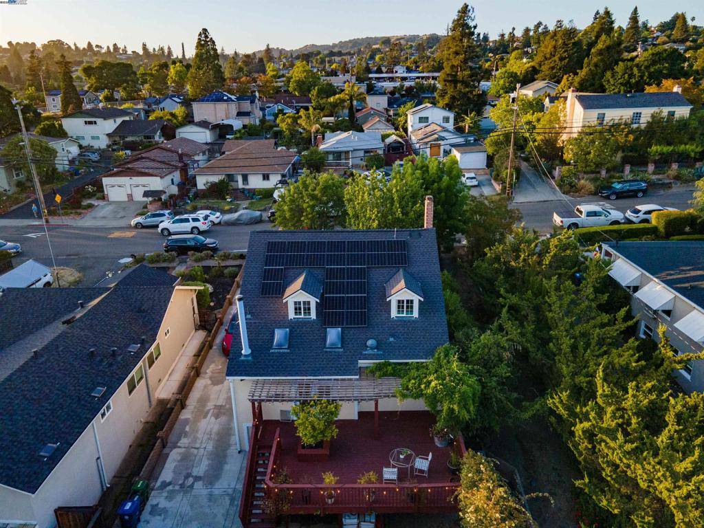 Castro Valley, CA 94546,4381 James Ave