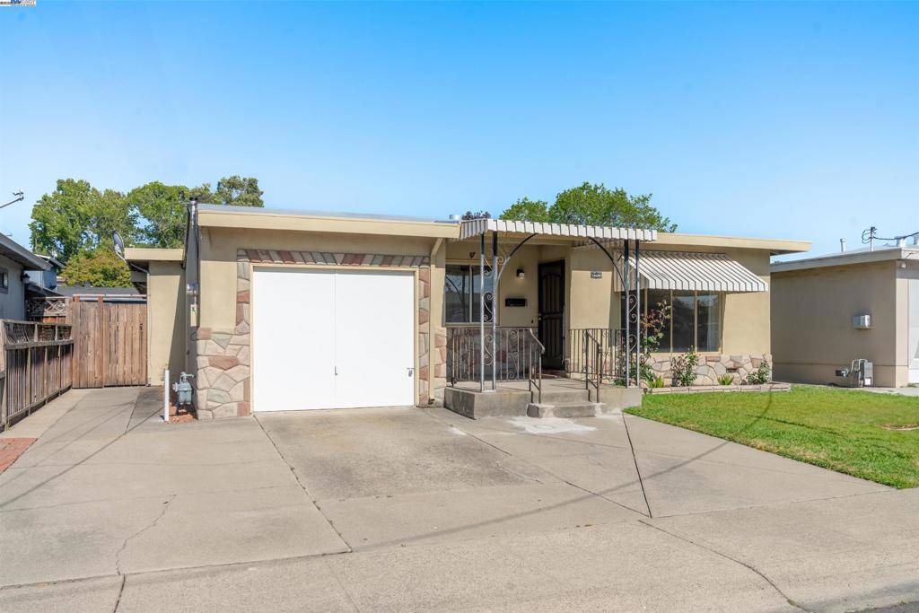 San Leandro, CA 94579,15204 Norton St