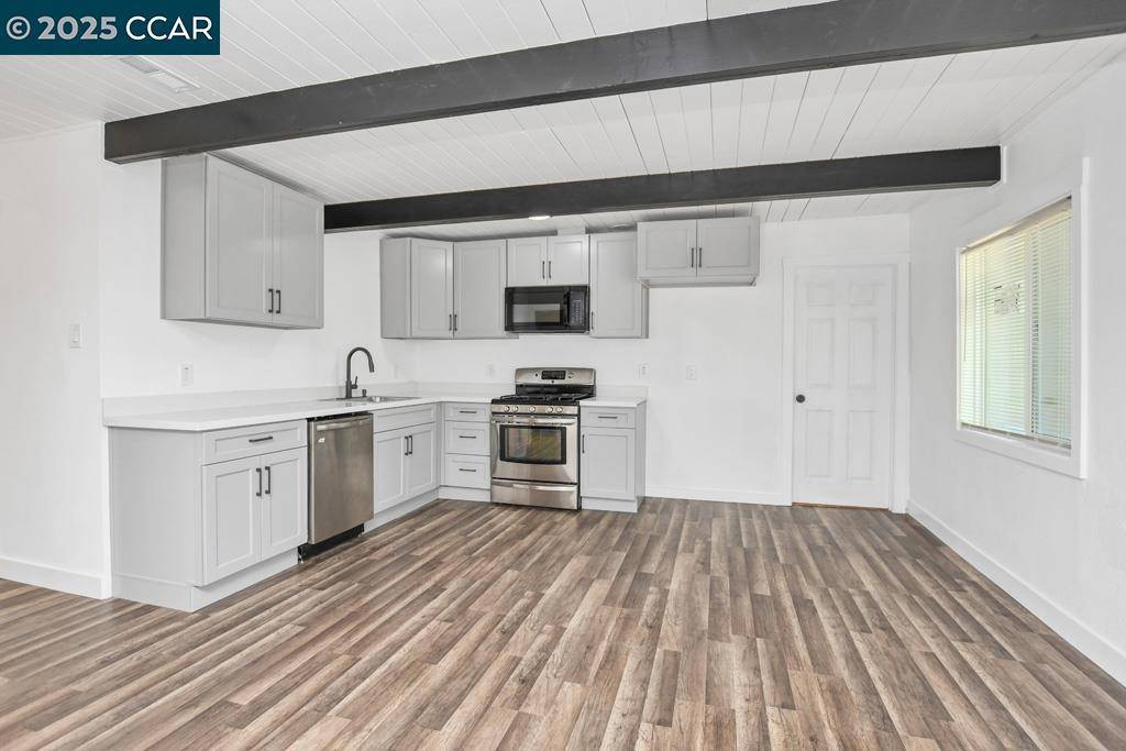 Bay Point, CA 94565,48 Surf View Dr