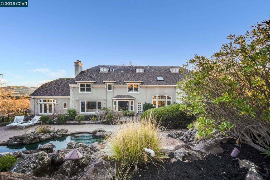 Diablo, CA 94528,2420 Diablo Lakes Ln