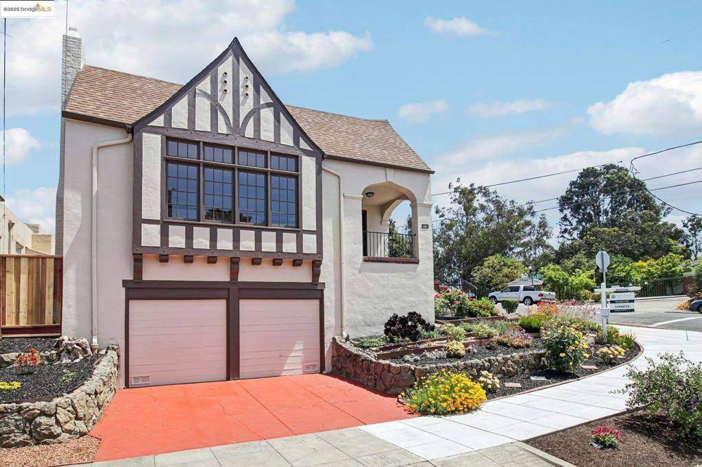 Oakland, CA 94602,2900 Sheffield Ave