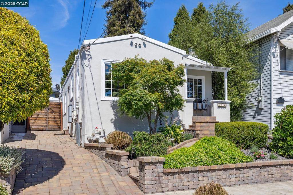 Oakland, CA 94602,3036 Delaware St