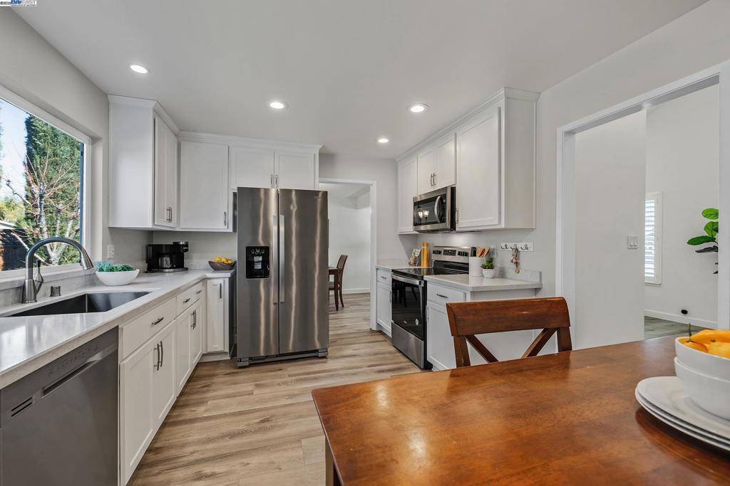 Pleasanton, CA 94588,3641 Shenandoah Ct
