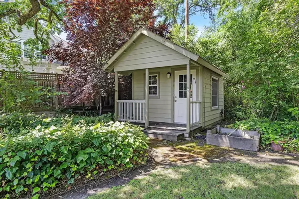 Pleasant Hill, CA 94523,215 Powell Ave