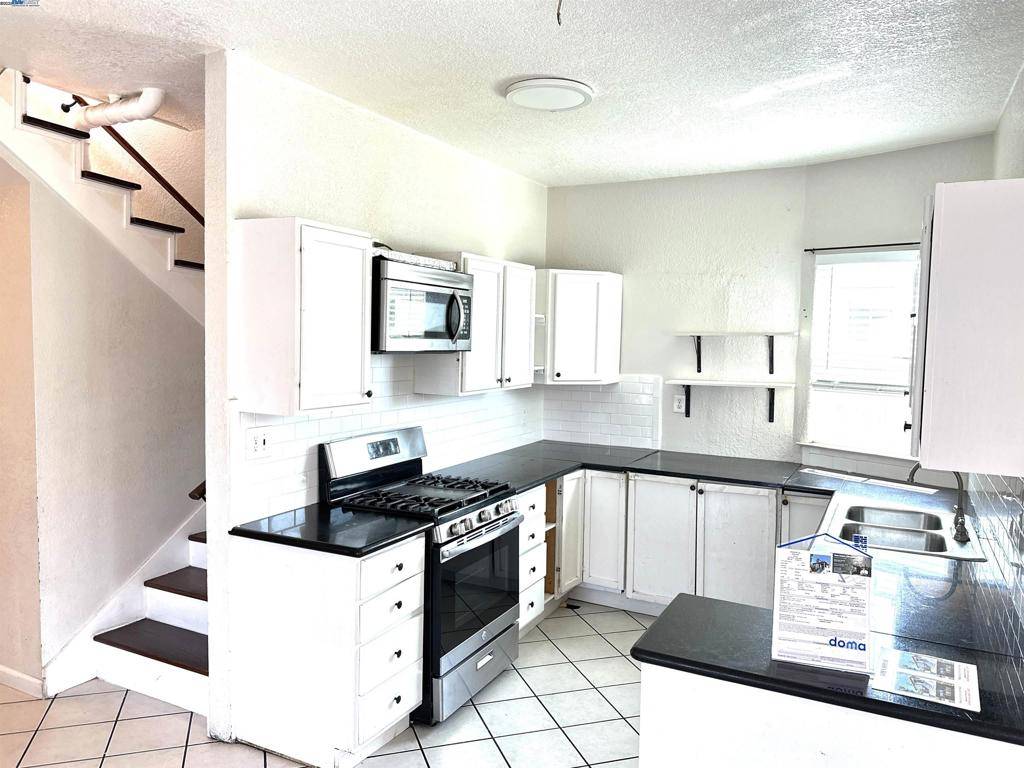 1610 85th Avenue, Oakland, CA 94621