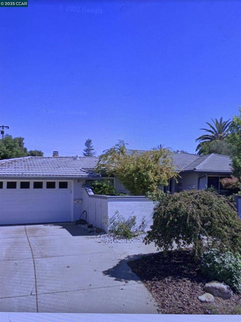 1766 Crescent Dr, Walnut Creek, CA 94598