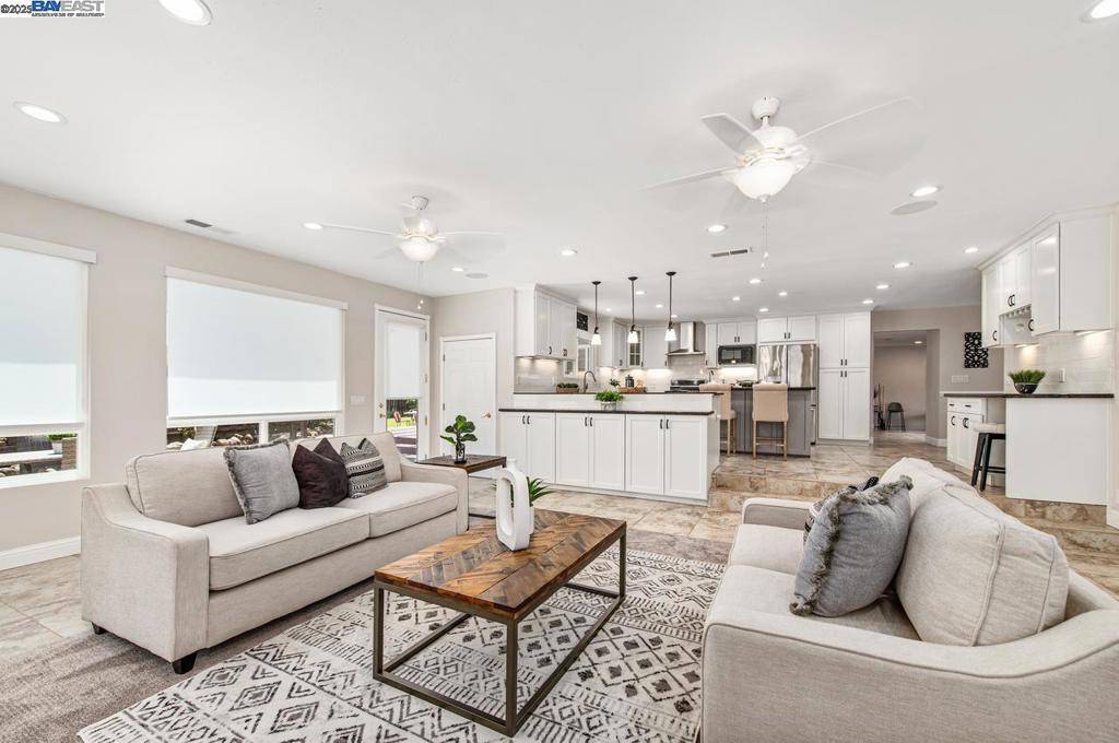 Concord, CA 94521,4374 Fairwood Ct