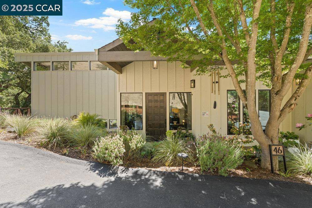 Orinda, CA 94563,46 E Altarinda