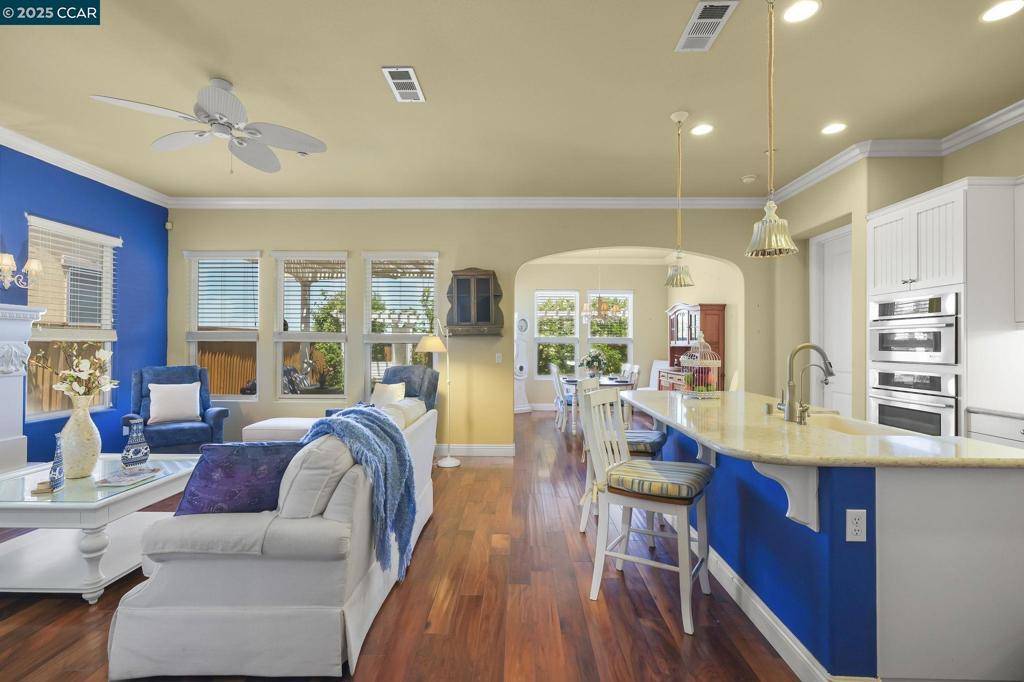 Brentwood, CA 94513-4255,1720 Chardonnay Ln