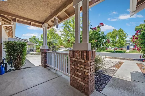 Livermore, CA 94551,6997 Foxtail Dr
