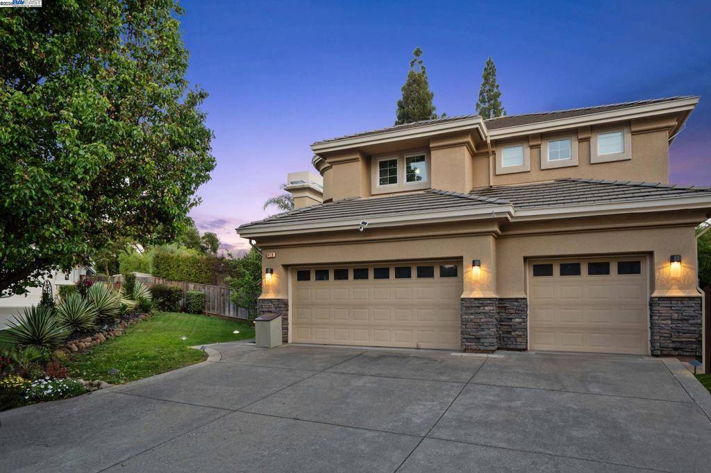 Walnut Creek, CA 94598,418 Golf Ct