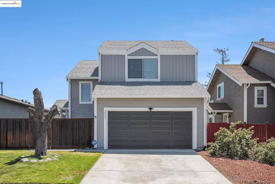 221 Almondtree Ln, Oakley, CA 94561
