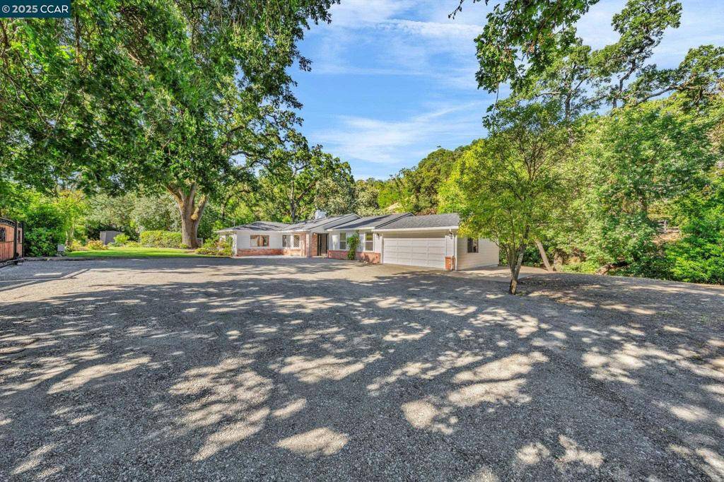 205 Castle Hill Ranch Rd, Walnut Creek, CA 94595