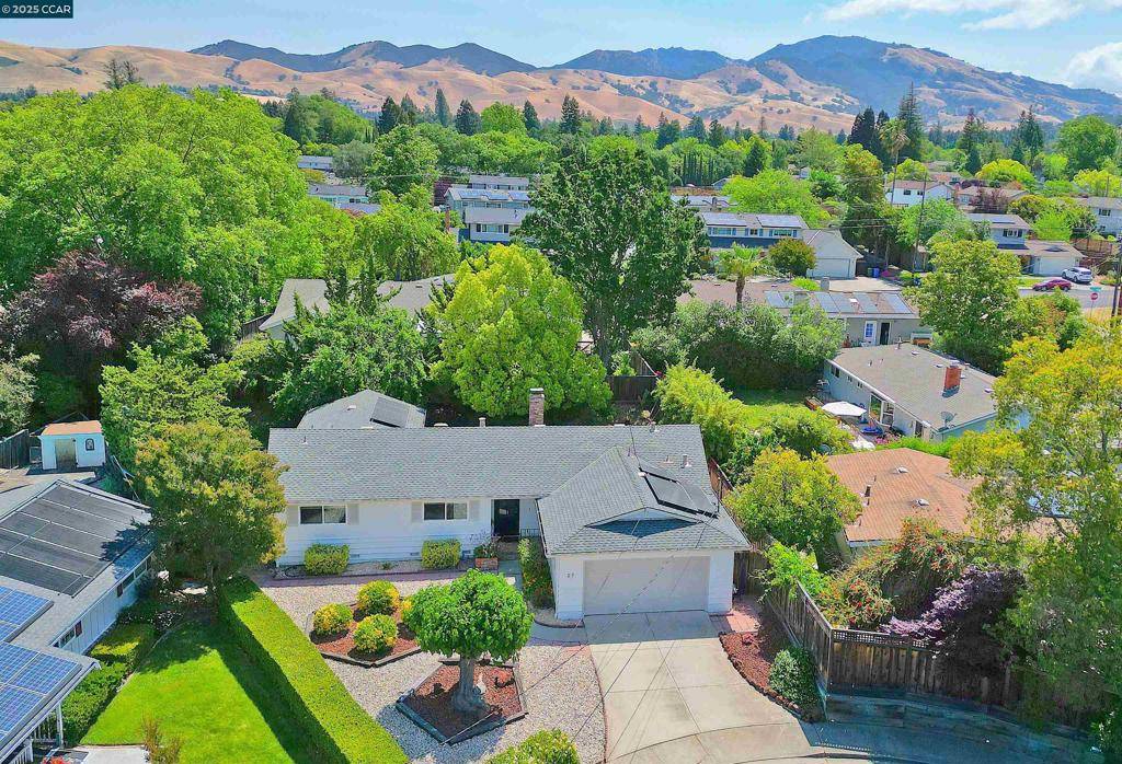 Walnut Creek, CA 94598,27 Alden Court